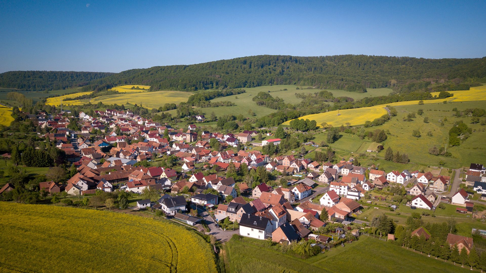 Blick auf Schnellmannshausen aus der Vogelperspektive